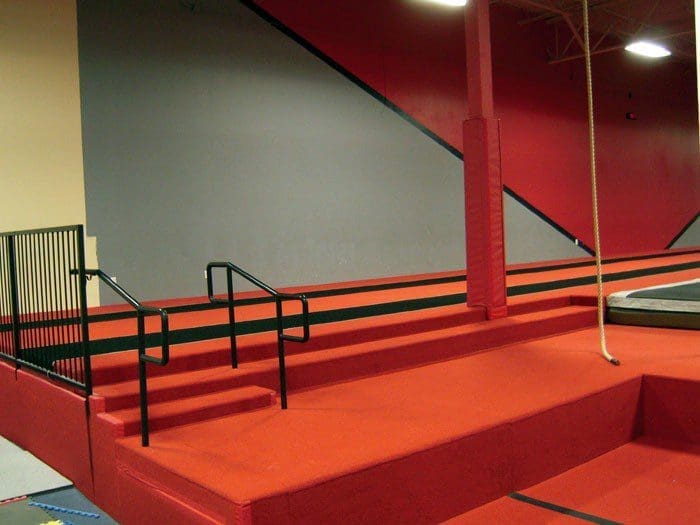Team Attraction Gymnastics Stairs Climbing Rope